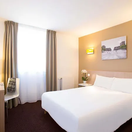 Aparthotel Adagio Access Le Havre Les Docks-3